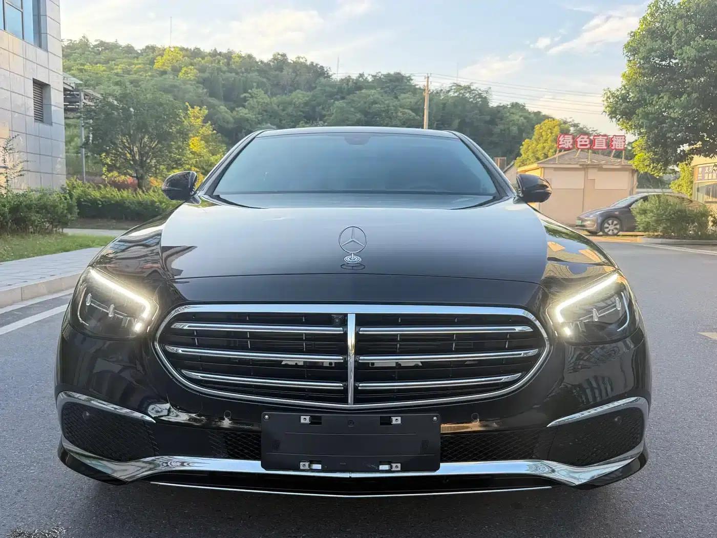 Mercedes-Benz E-Class 2023 E 300 L Fashion Edition — миниатюра 2