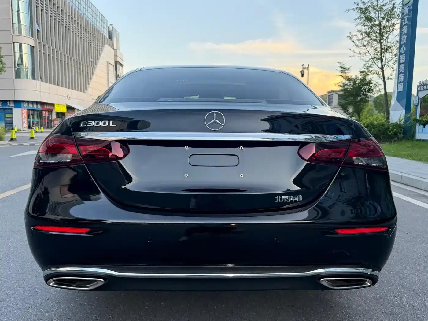 Mercedes-Benz E-Class 2023 E 300 L Fashion Edition — миниатюра 17