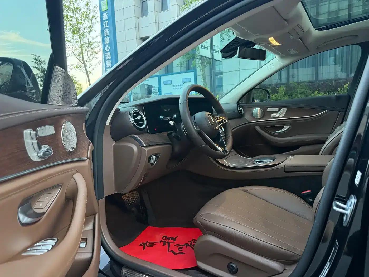 Mercedes-Benz E-Class 2023 E 300 L Fashion Edition — миниатюра 5