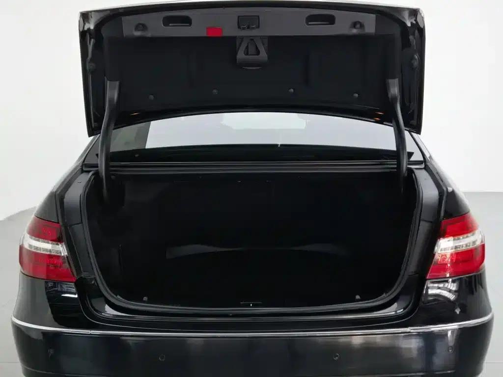 2013 Mercedes-Benz E-Class E 260 L CGI Elegance — миниатюра 16
