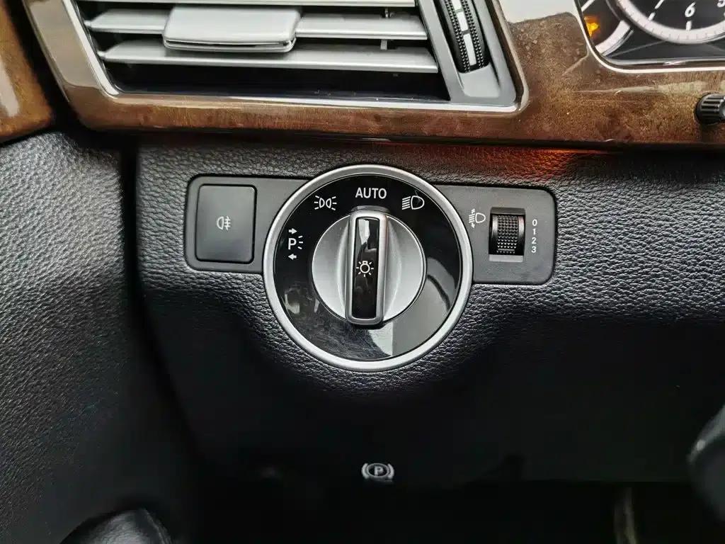 2013 Mercedes-Benz E-Class E 260 L CGI Elegance — миниатюра 21