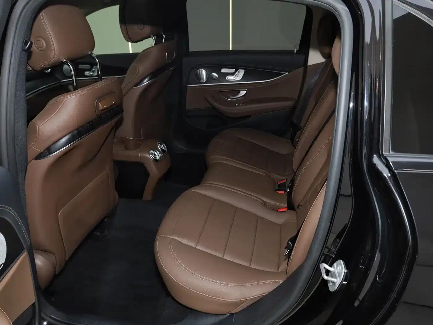 Mercedes-Benz E-Class 2020 Facelift E 300 L Sport Special Edition — миниатюра 18