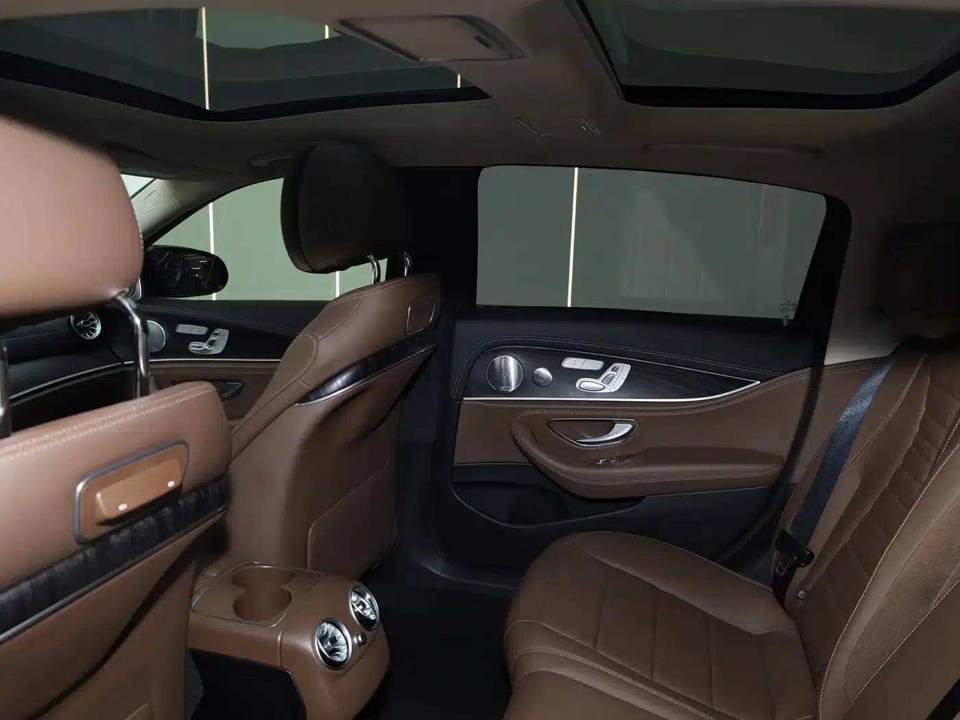 Mercedes-Benz E-Class 2020 Facelift E 300 L Sport Special Edition — миниатюра 29