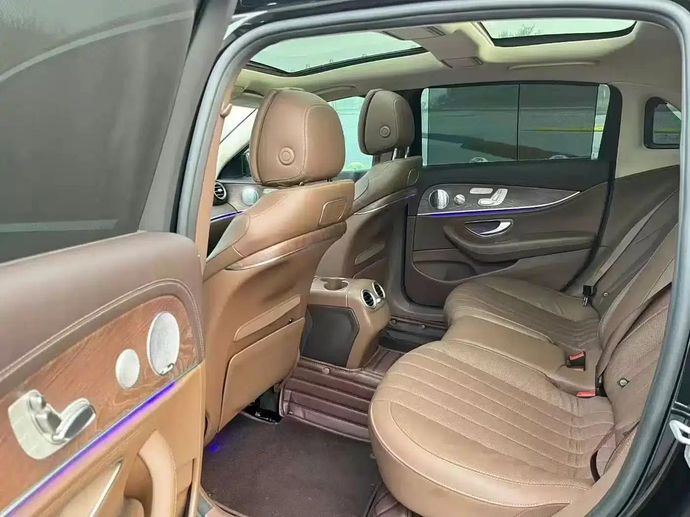 Mercedes-Benz E-Class 2020 Facelift E 300 L Special Edition — миниатюра 6