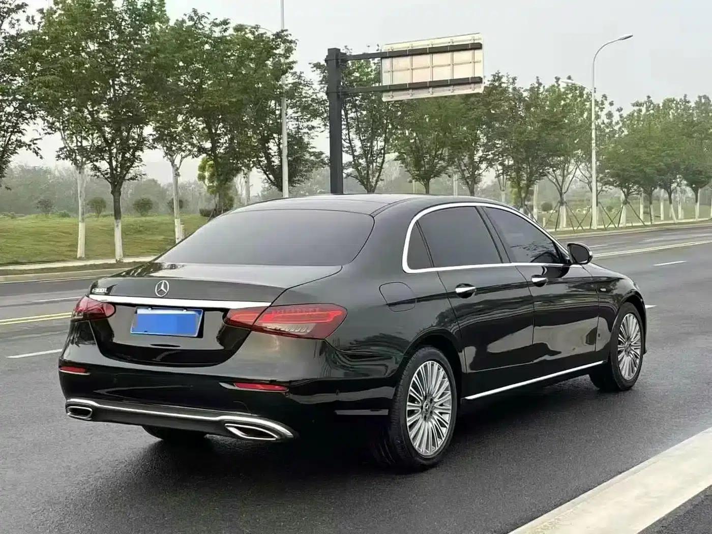 Mercedes-Benz E-Class 2020 Facelift E 300 L Special Edition — миниатюра 9