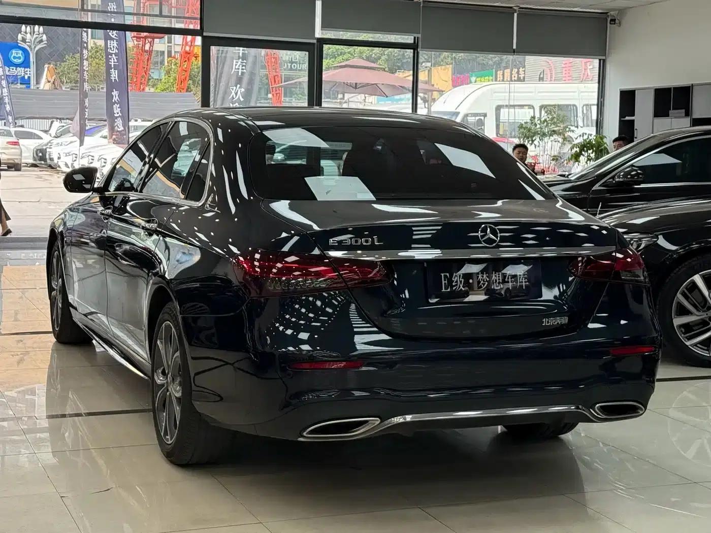 Mercedes-Benz E-Class 2022 E 300 L Sport Style — миниатюра 22