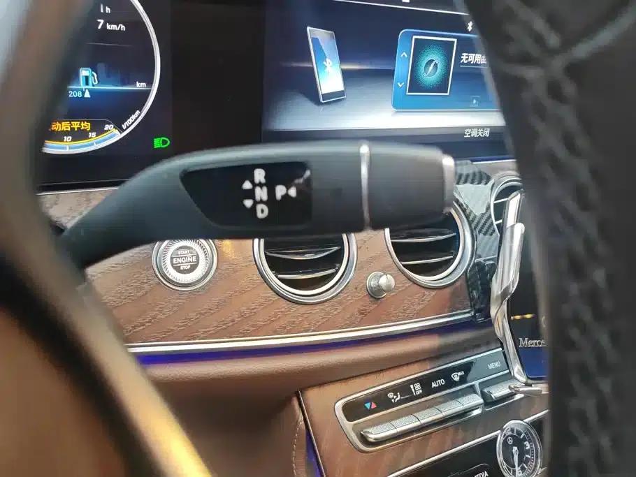 Mercedes-Benz E-Class 2020 Facelift E 300 L Fashion Model — миниатюра 16