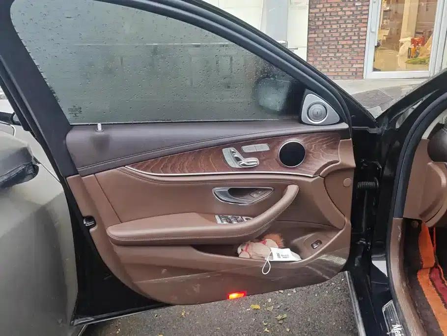 Mercedes-Benz E-Class 2020 Facelift E 300 L Fashion Model — миниатюра 7