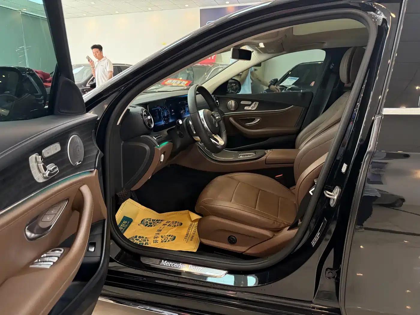 Mercedes-Benz E-Class 2020 Facelift E 300 L Sport Special Edition — миниатюра 13
