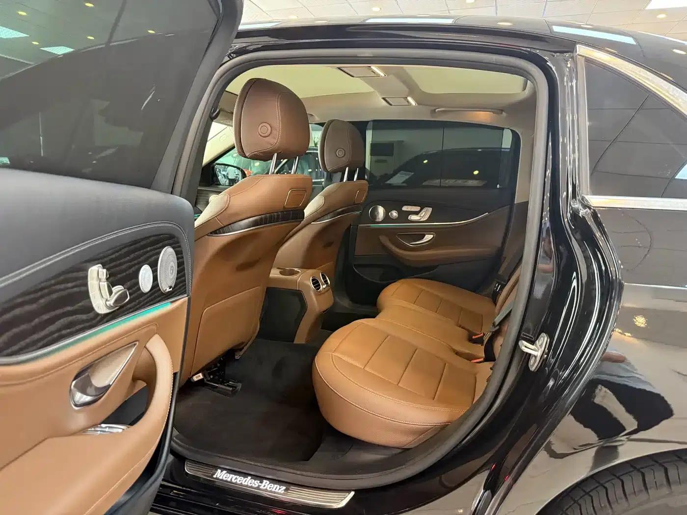 Mercedes-Benz E-Class 2020 Facelift E 300 L Sport Special Edition — миниатюра 14