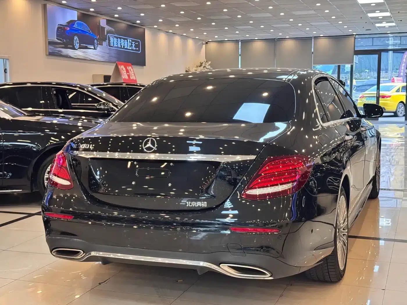 Mercedes-Benz E-Class 2020 Facelift E 300 L Sport Special Edition — миниатюра 23