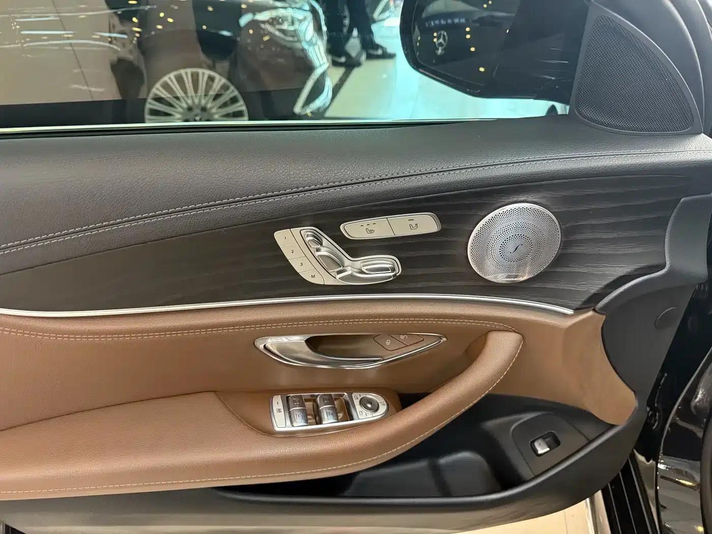 Mercedes-Benz E-Class 2020 Facelift E 300 L Sport Special Edition — миниатюра 9