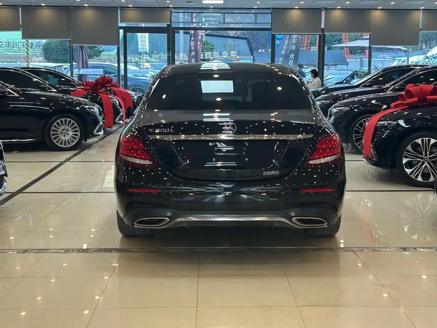 2016 Mercedes-Benz E-Class E 300 L Sport Luxury — миниатюра 12