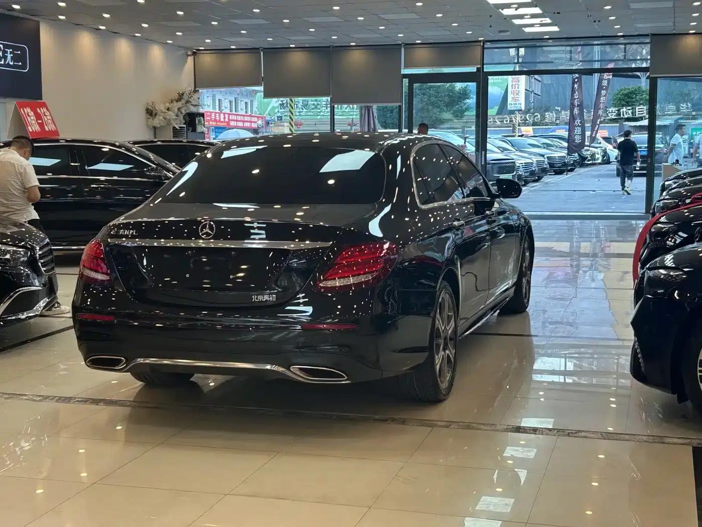 2016 Mercedes-Benz E-Class E 300 L Sport Luxury — миниатюра 13