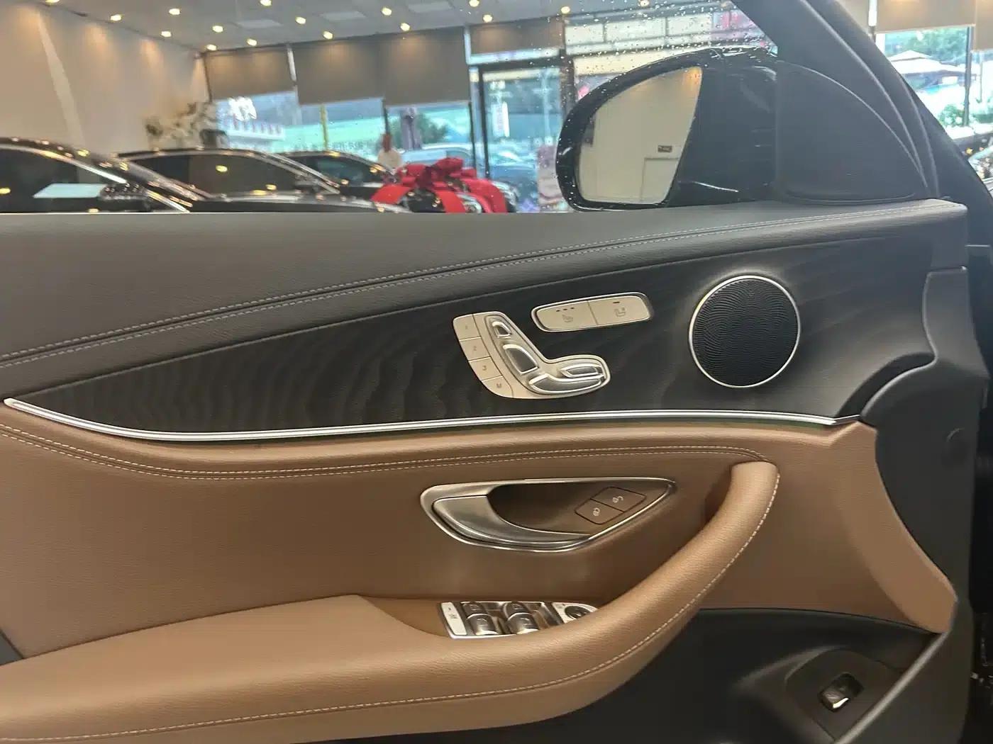 2016 Mercedes-Benz E-Class E 300 L Sport Luxury — миниатюра 5