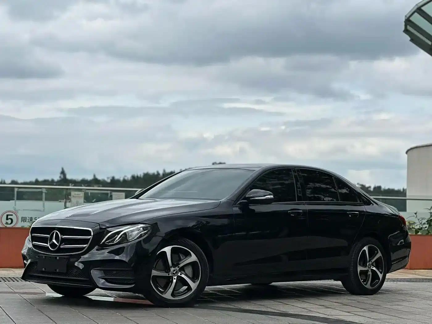 2017 Mercedes-Benz E-Class E 300 Sport — миниатюра 1