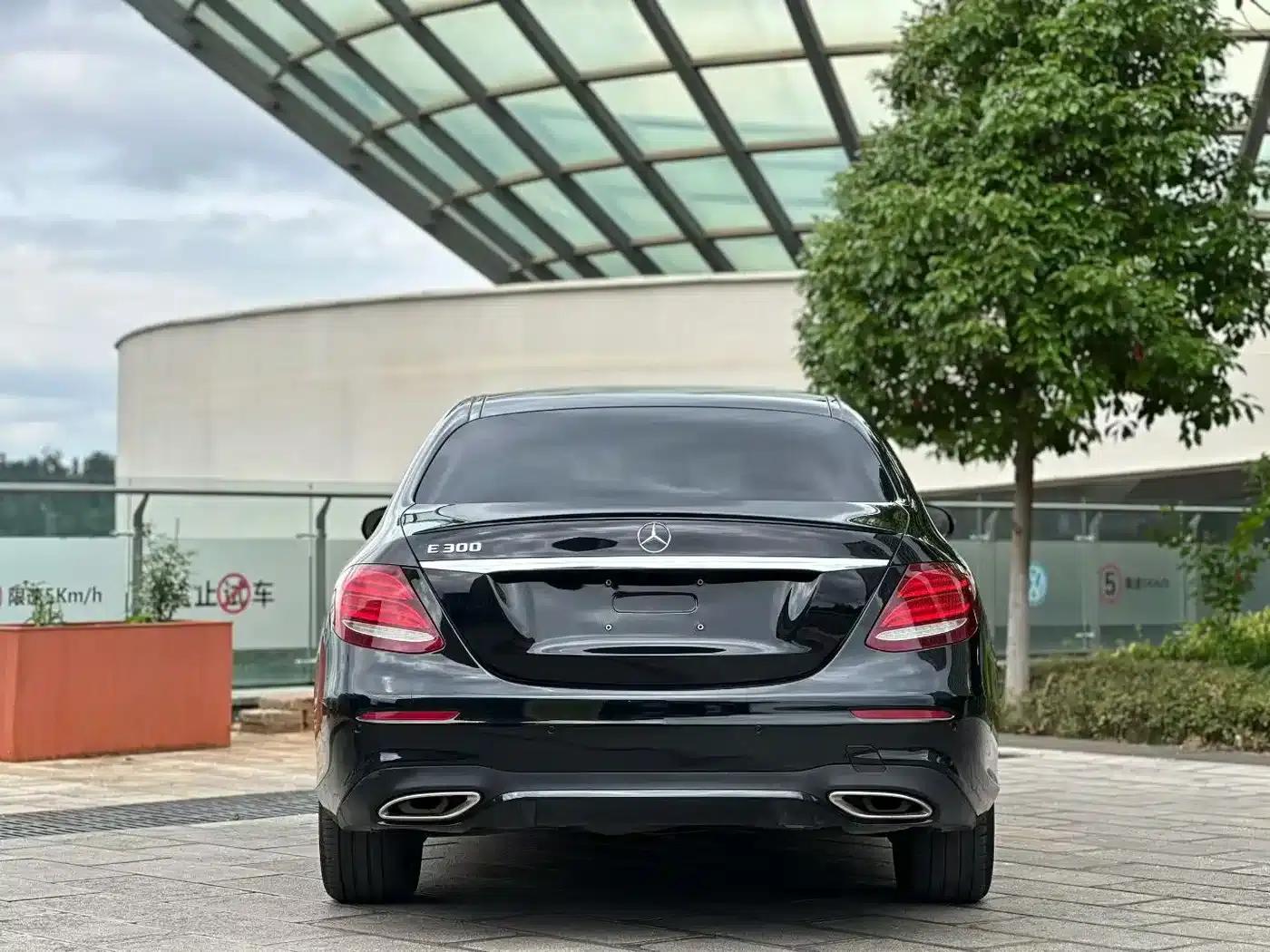 2017 Mercedes-Benz E-Class E 300 Sport — миниатюра 8