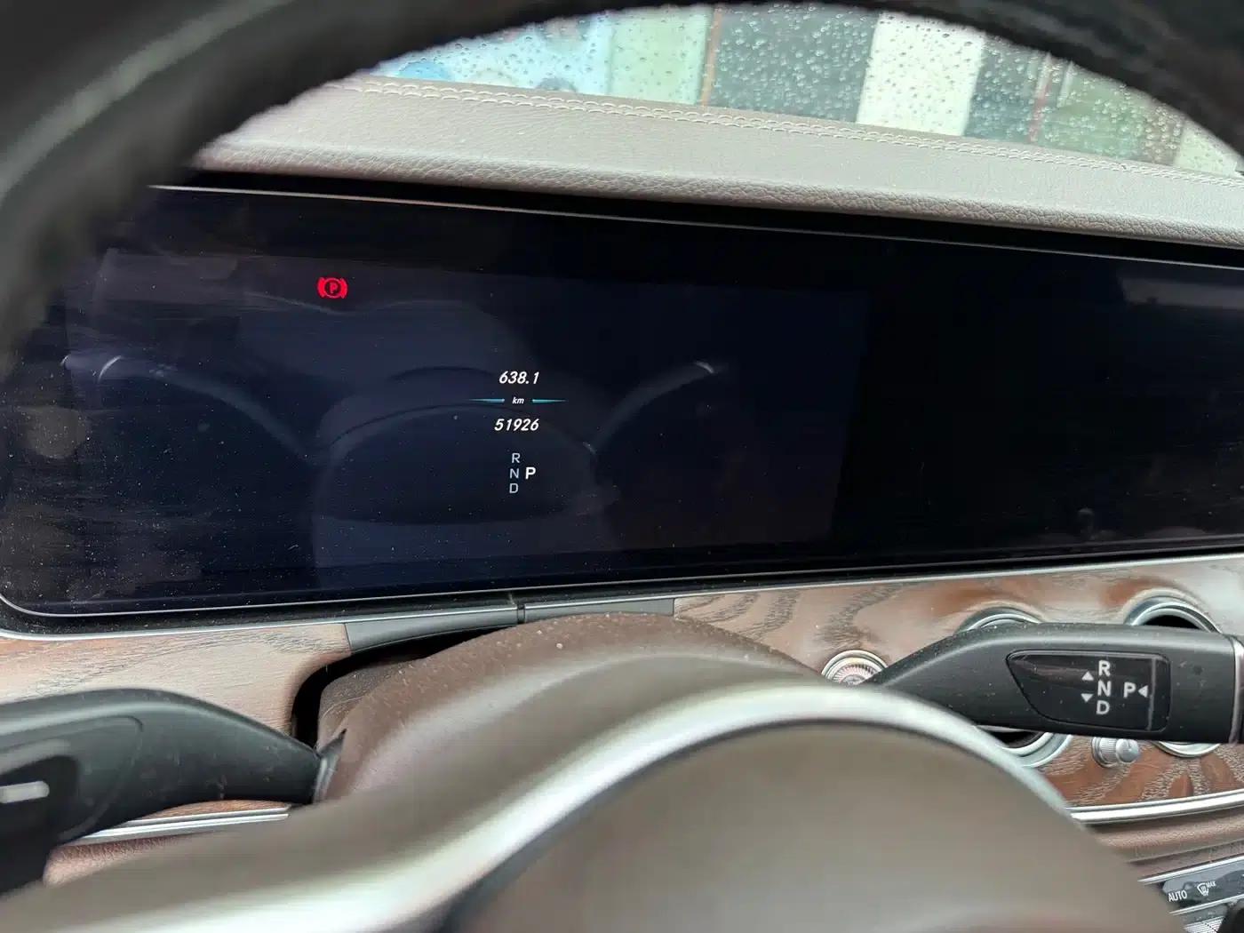 Mercedes-Benz E-Class 2020 Facelift E 300 L Fashion Model — миниатюра 9