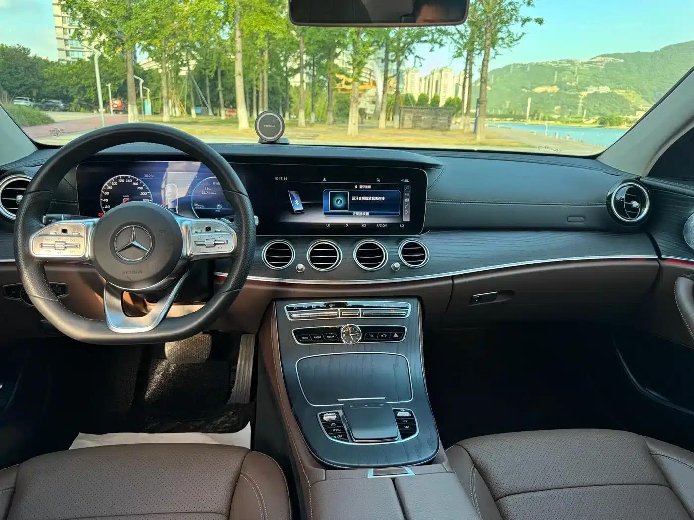 Mercedes-Benz E-Class 2019 Facelift E 300 L Sport Luxury — миниатюра 11