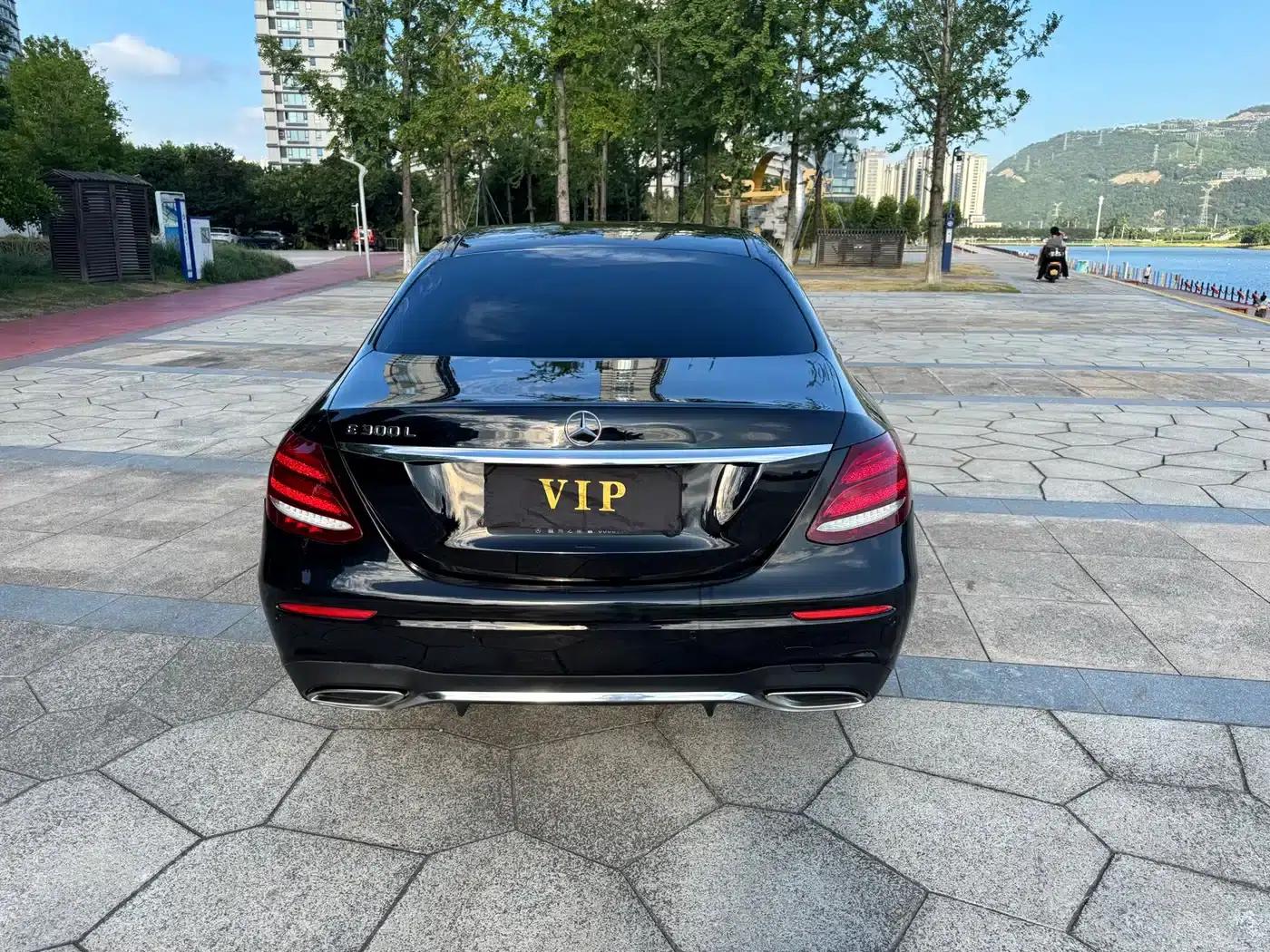 Mercedes-Benz E-Class 2019 Facelift E 300 L Sport Luxury — миниатюра 15