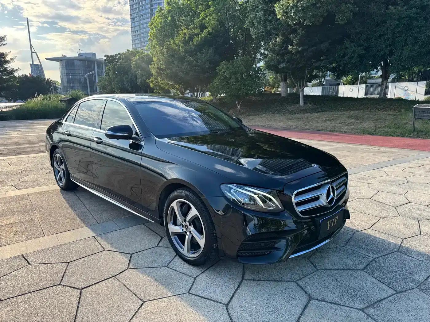 Mercedes-Benz E-Class 2019 Facelift E 300 L Sport Luxury — миниатюра 3