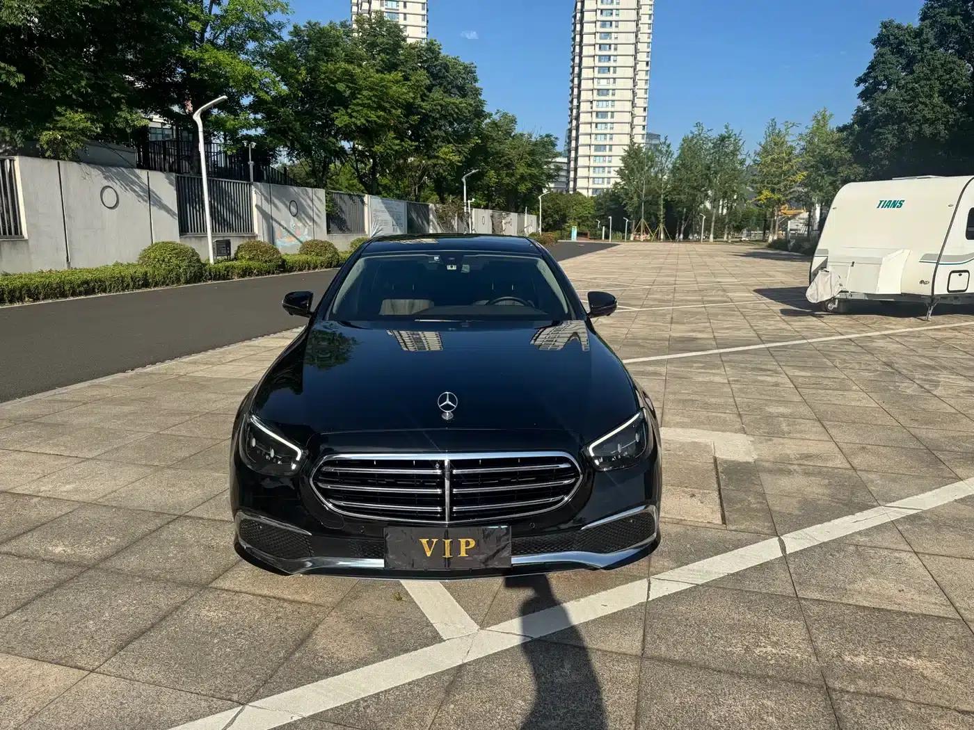 Mercedes-Benz E-Class 2021 Facelift E 300 L Fashion Model — миниатюра 2