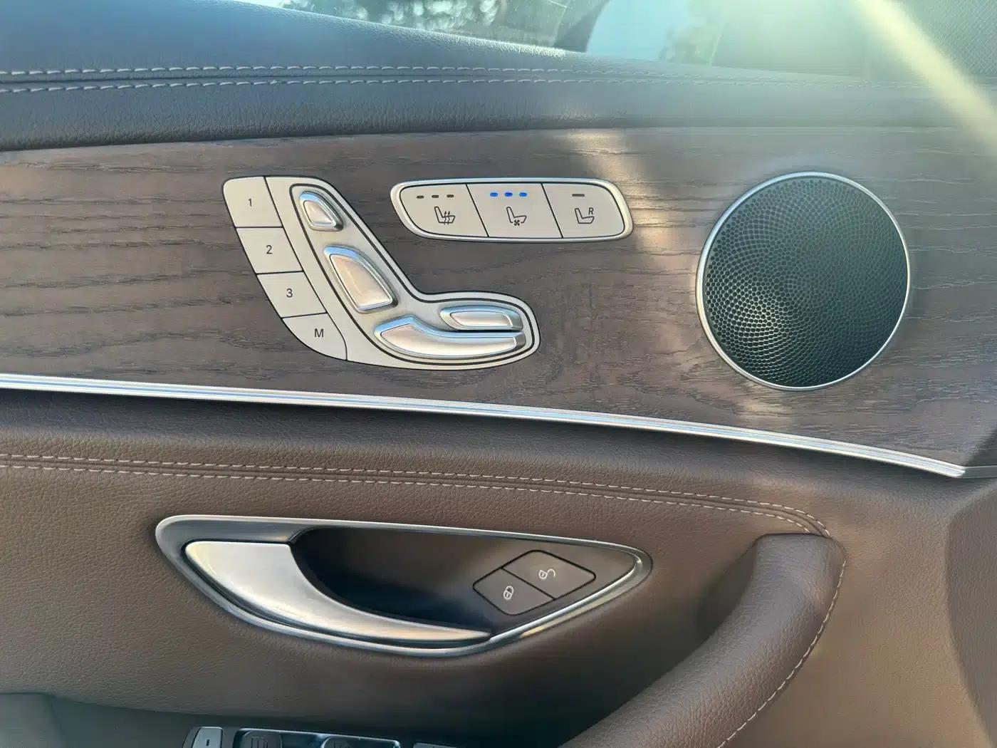 Mercedes-Benz E-Class 2021 Facelift E 300 L Fashion Model — миниатюра 6