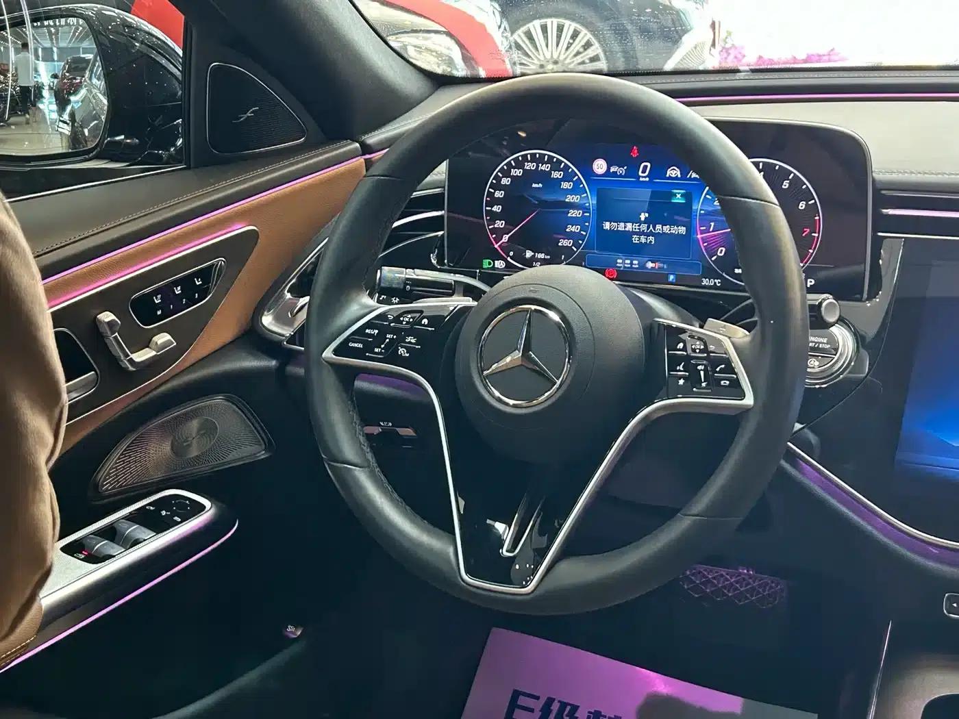2024 Mercedes-Benz E-Class E 300 L Luxury — миниатюра 11