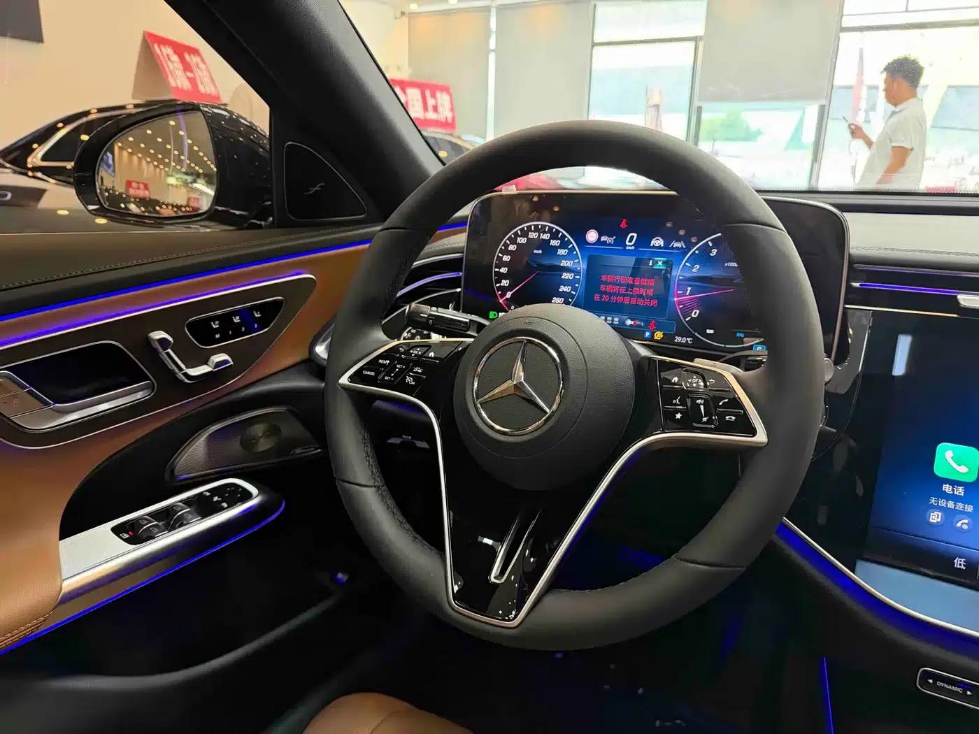 2024 Mercedes-Benz E-Class E 300 L Luxury — миниатюра 12