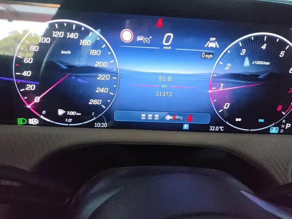 2024 Mercedes-Benz E-Class E 300 L Luxury — миниатюра 8
