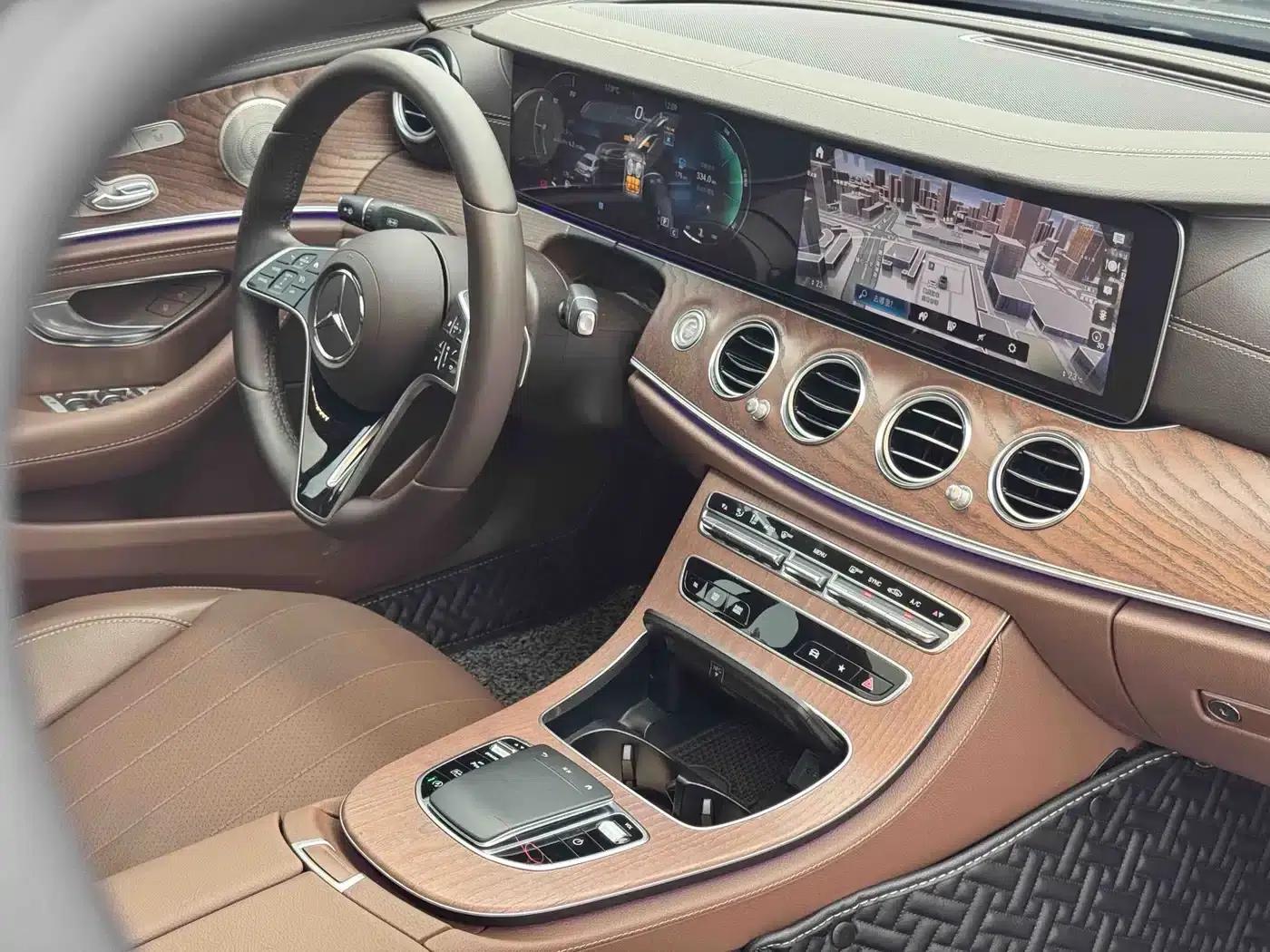 Mercedes-Benz E-Class 2023 E 300 L Fashion Edition — миниатюра 15