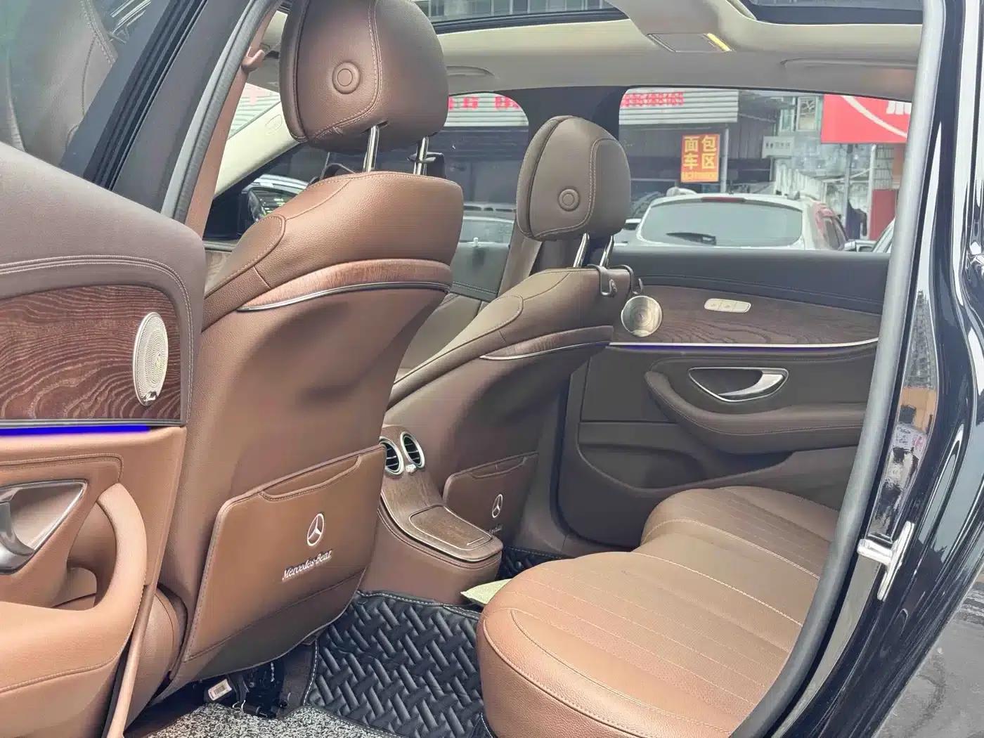 Mercedes-Benz E-Class 2023 E 300 L Fashion Edition — миниатюра 6