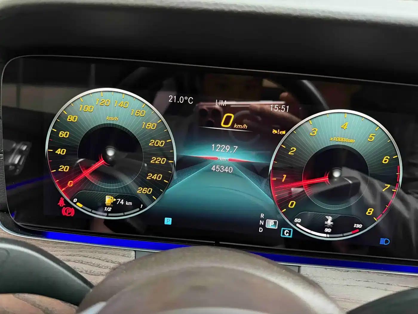 Mercedes-Benz E-Class 2023 E 300 L Fashion Edition — миниатюра 8