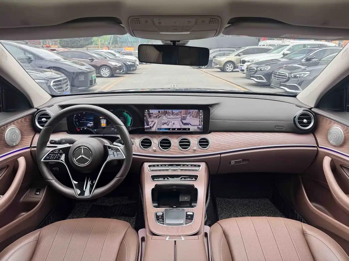 Mercedes-Benz E-Class 2023 E 300 L Fashion Edition — миниатюра 9