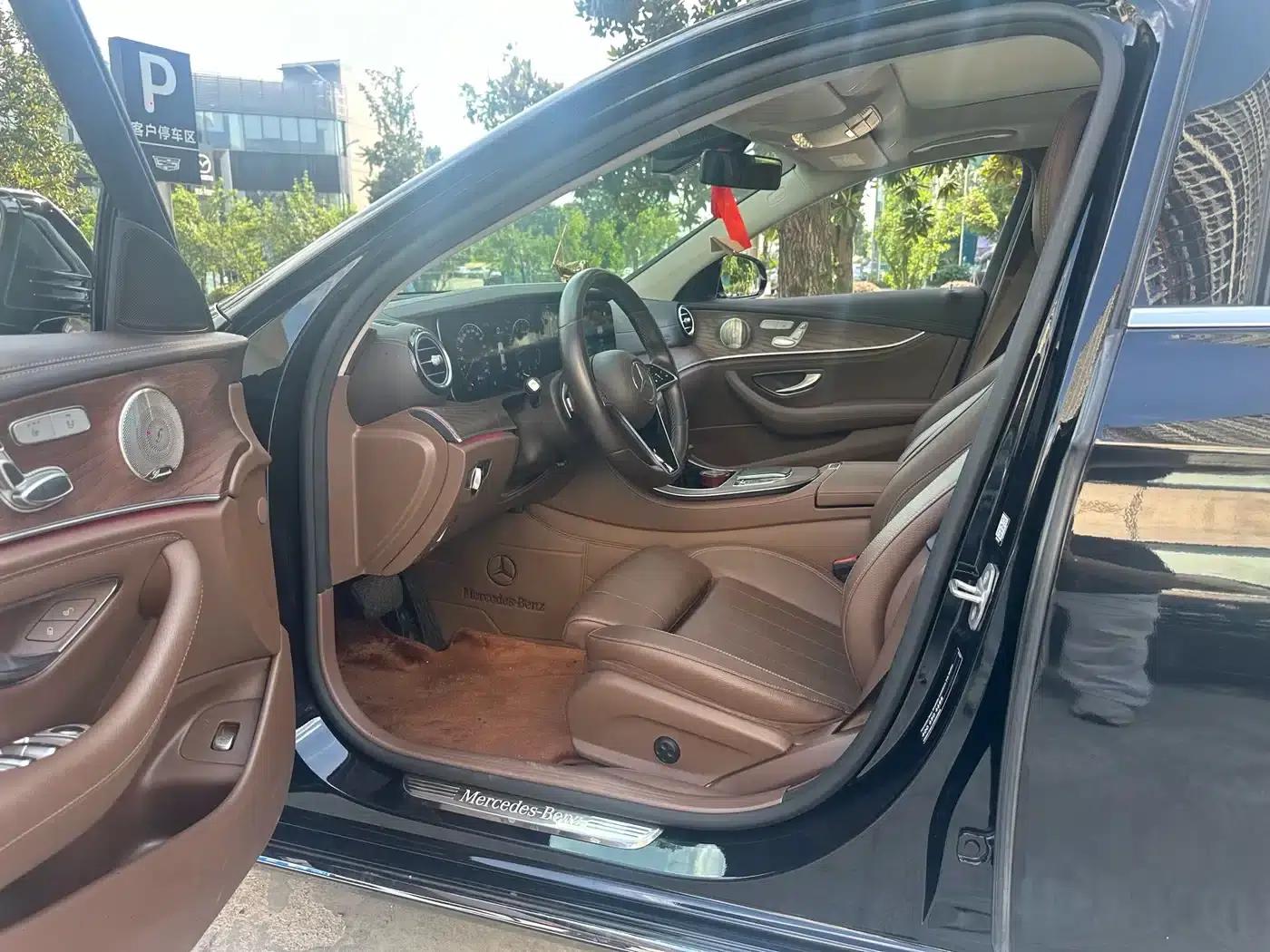 2022 Mercedes-Benz E-Class E 300 L Luxury — миниатюра 3