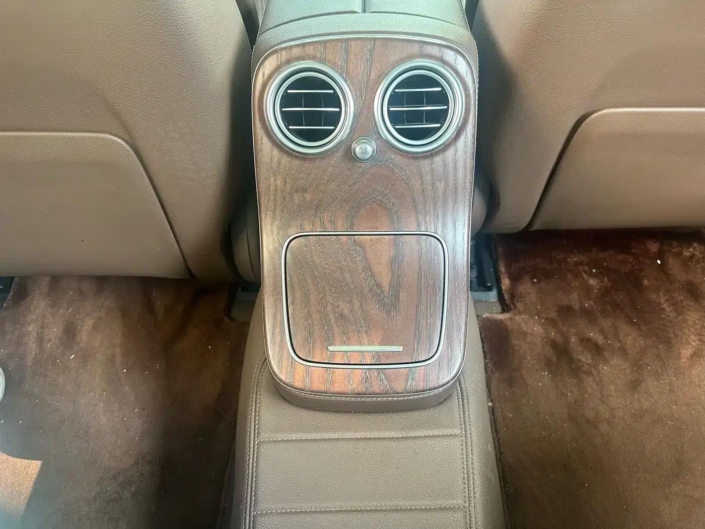 2022 Mercedes-Benz E-Class E 300 L Luxury — миниатюра 8