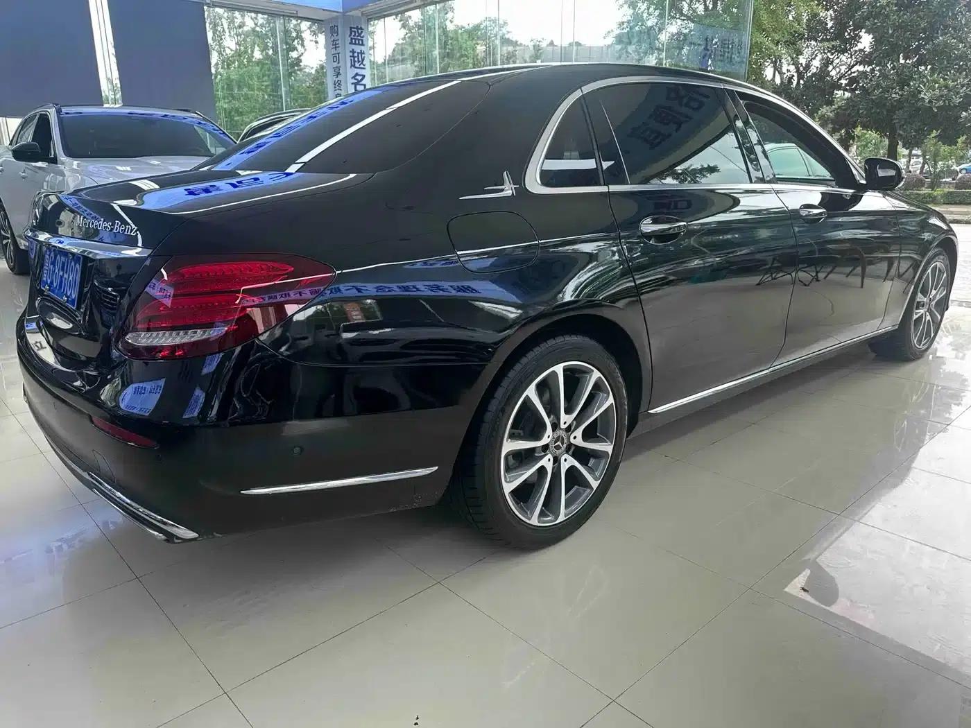 Mercedes-Benz E-Class 2018 Facelift E 300 L Luxury — миниатюра 11