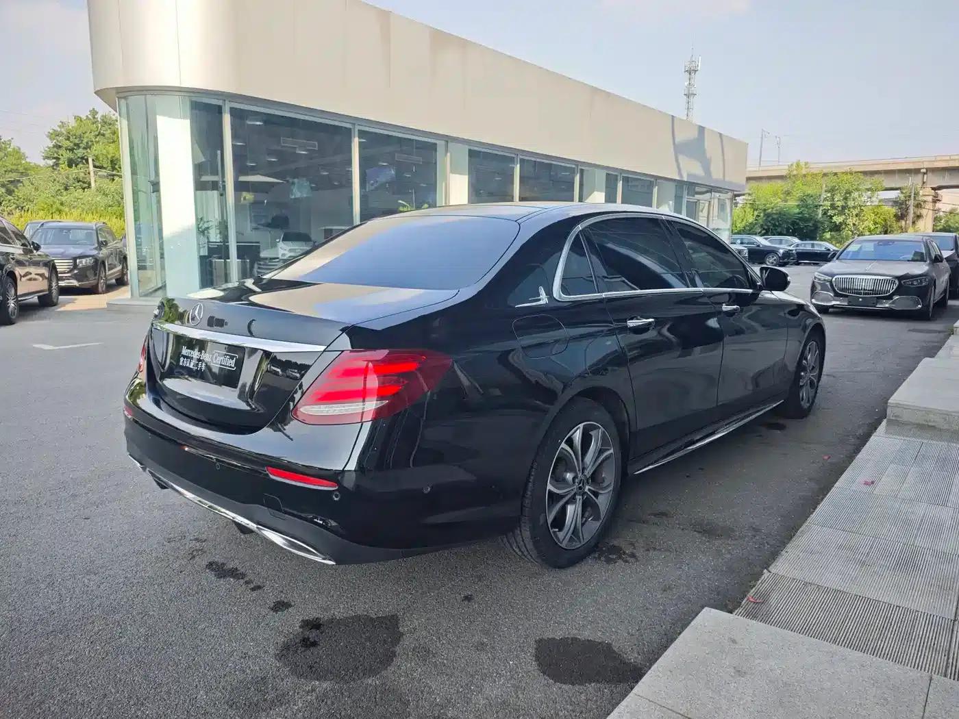 Mercedes-Benz E-Class 2020 Facelift E 300 L Sport Style — миниатюра 3