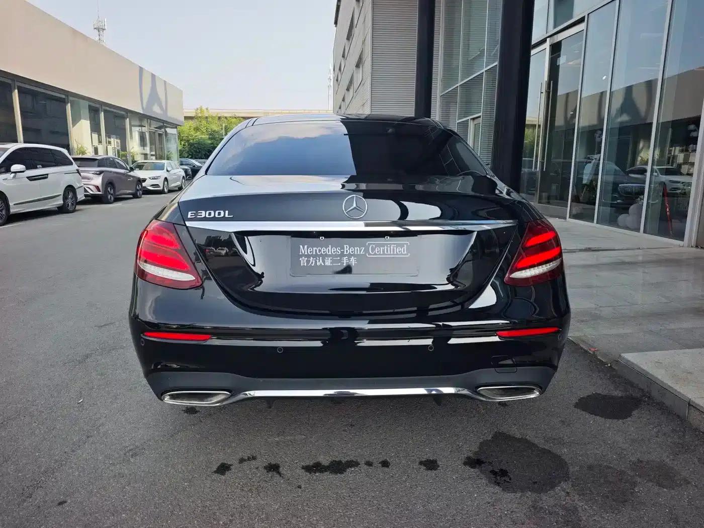Mercedes-Benz E-Class 2020 Facelift E 300 L Sport Style — миниатюра 4