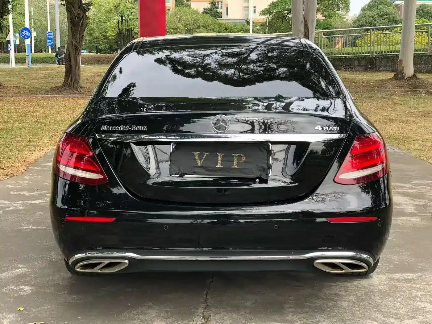 Mercedes-Benz E-Class 2019 E 300 L Fashion Edition — миниатюра 5