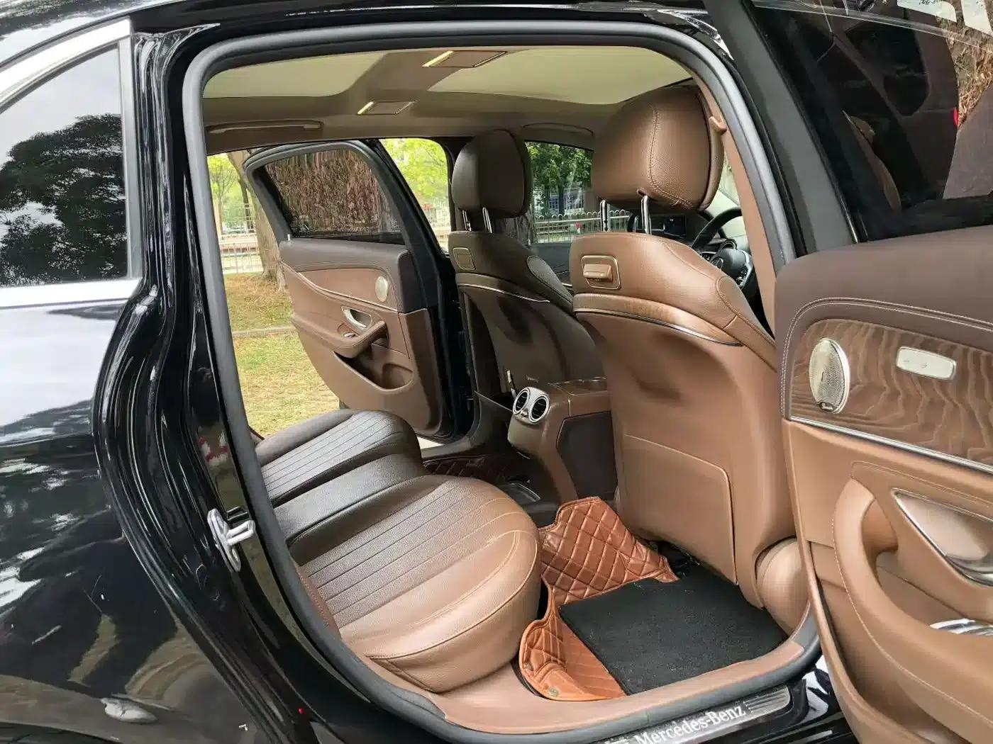 Mercedes-Benz E-Class 2019 E 300 L Fashion Edition — миниатюра 9