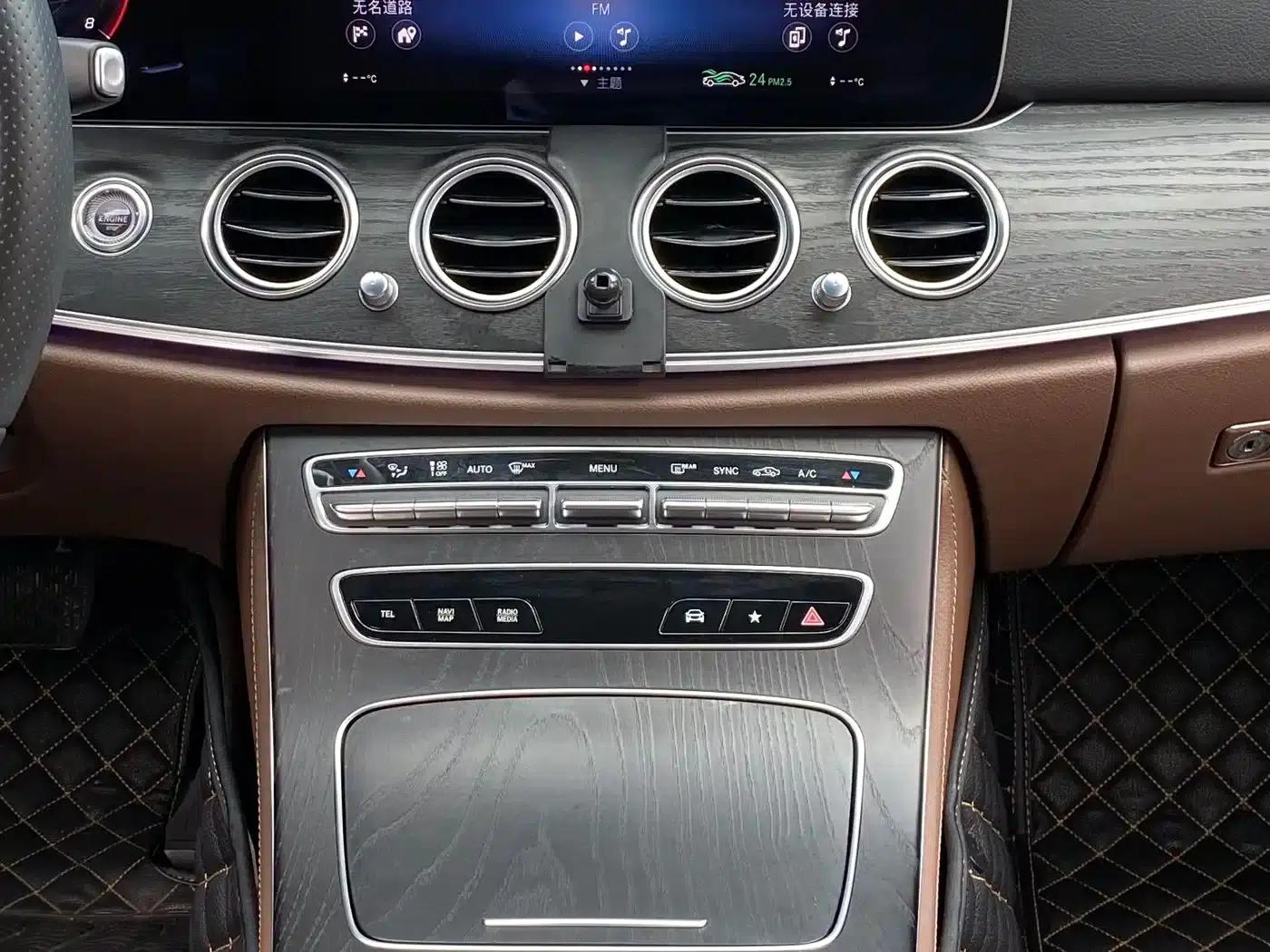 Mercedes-Benz E-Class 2022 Facelift E 260 L Sport — миниатюра 15