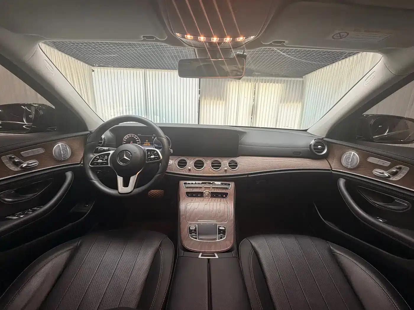 Mercedes-Benz E-Class 2020 E 300 L Luxury — миниатюра 5