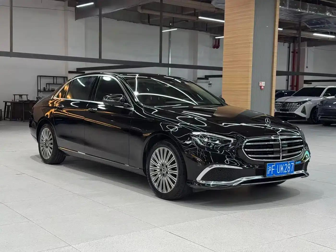 2022 Mercedes-Benz E-Class E 300 L Luxury — миниатюра 3