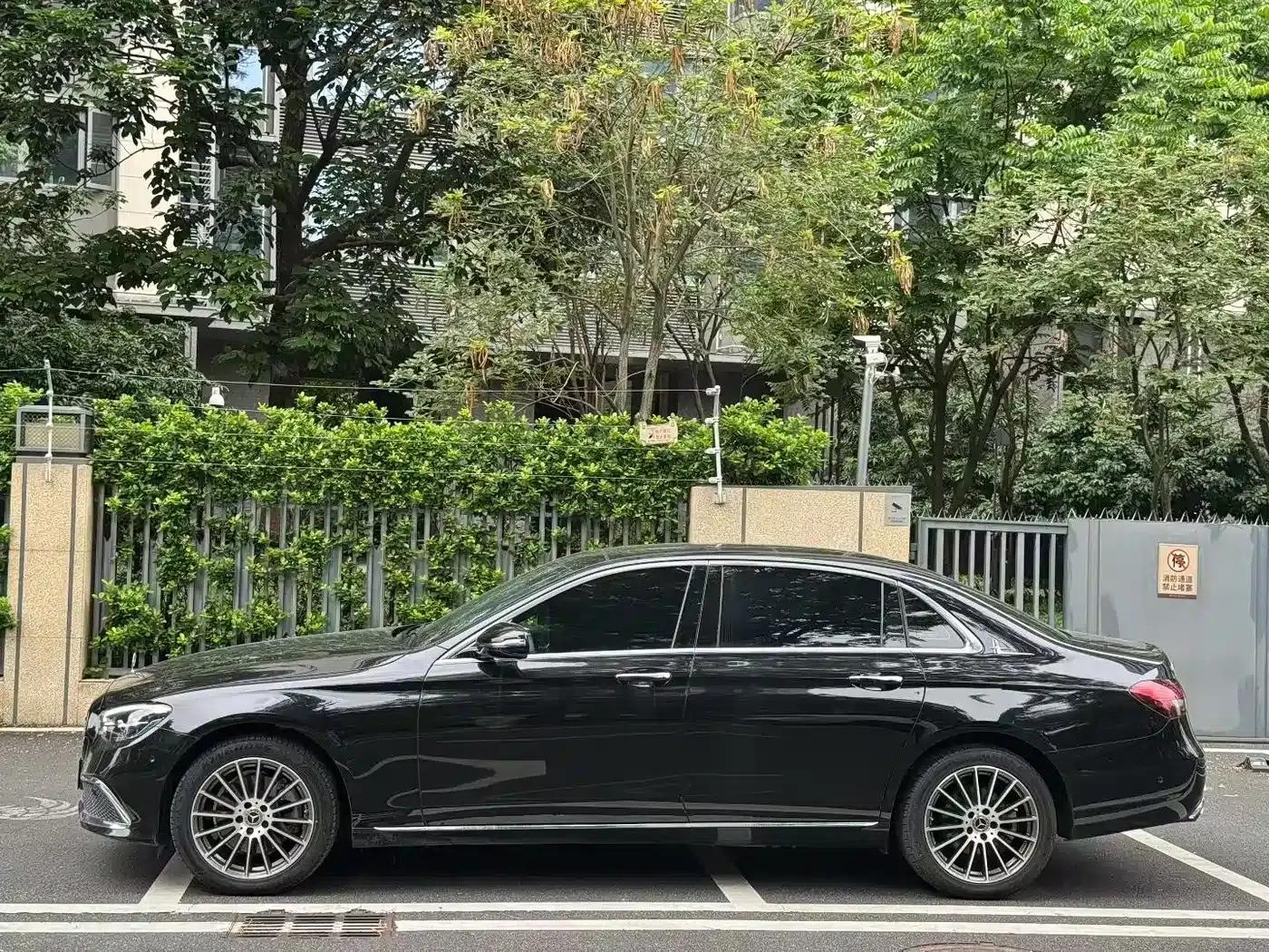 Mercedes-Benz E-Class 2023 Facelift E 260 L — миниатюра 3