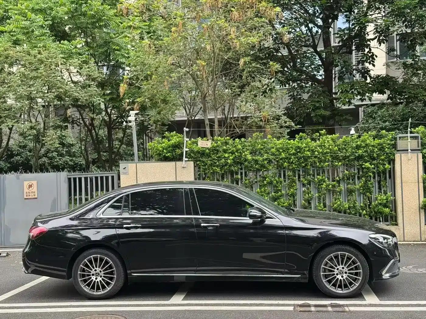 Mercedes-Benz E-Class 2023 Facelift E 260 L — миниатюра 4