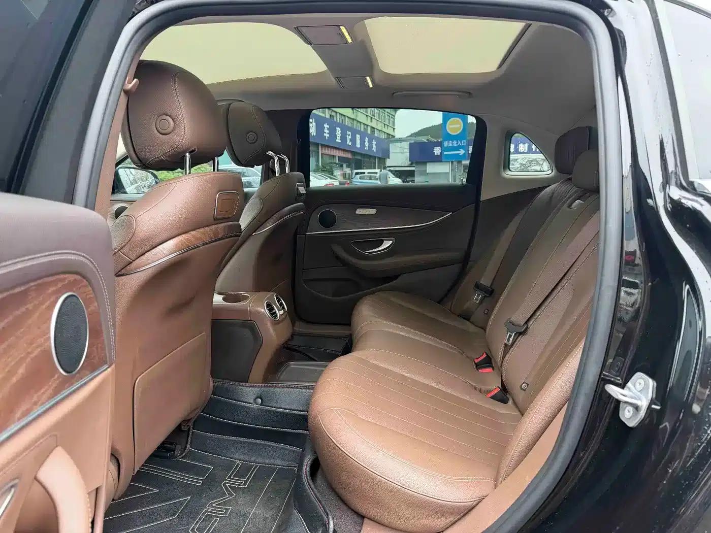 Mercedes-Benz E-Class 2020 E 300 L Fashion Edition — миниатюра 6