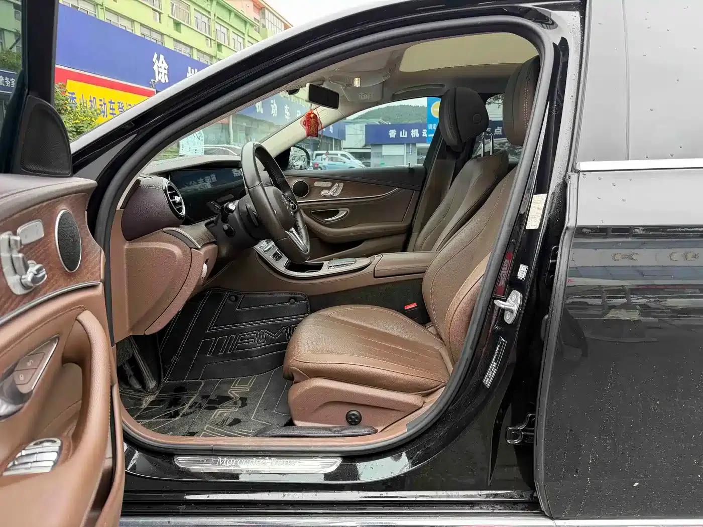 Mercedes-Benz E-Class 2020 E 300 L Fashion Edition — миниатюра 9