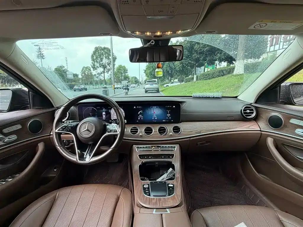 Mercedes-Benz E-Class 2023 E 300 L Fashion Edition — миниатюра 11