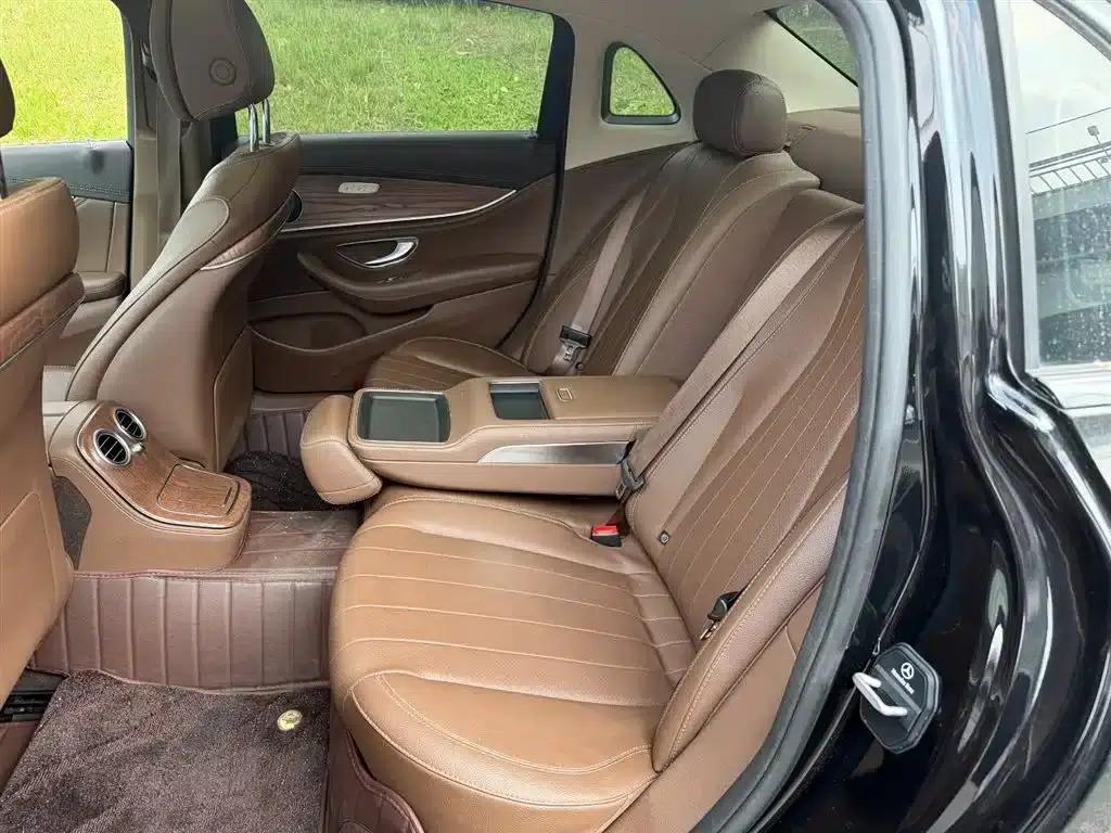 Mercedes-Benz E-Class 2023 E 300 L Fashion Edition — миниатюра 10
